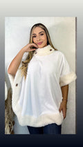 Poncho Blanco con Borde Peluche